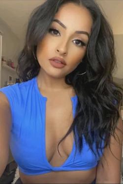Flipped Chat AI – razgovarajte s Carmen Sanchez