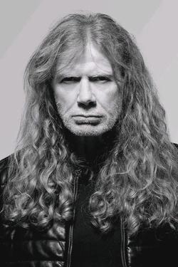 AI trò chuyện đảo ngược – Trò chuyện với Dave Mustaine