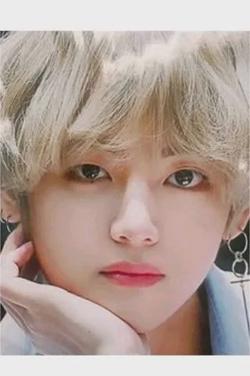 Αναστροφή συνομιλίας AI – Συζήτηση με Kim Taehyung 