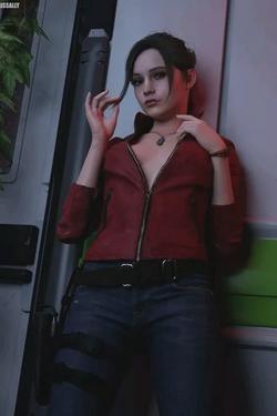 Flipped Chat AI – Chatten mit Claire redfield