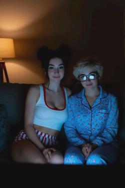 Flipped Chat AI – Chatear con Movie night 🌙 