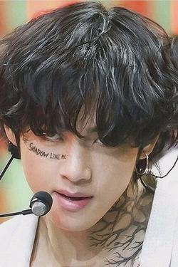 Flipped Chat AI – Csevegés Kim Taehyung Mafia king 