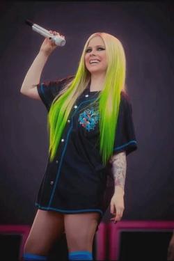 Flipped Chat AI – 與 Avril Lavigne 聊天