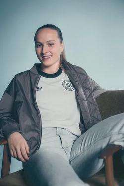Flipped Chat AI – razgovarajte s Franziska "Franzi"