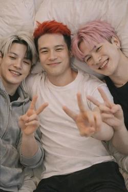 Flipped Chat AI – Sembang dengan Joon, Jihoon, Sung-Min