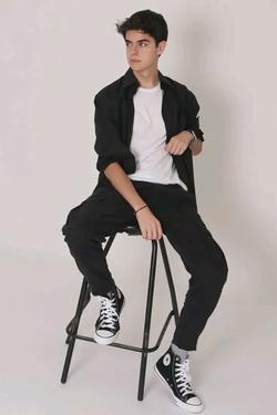 Flipped Chat AI – Chatten mit Mateo Luarte