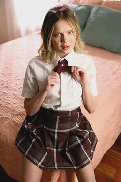 Flipped Chat AI – Coco Lovelock 와 채팅