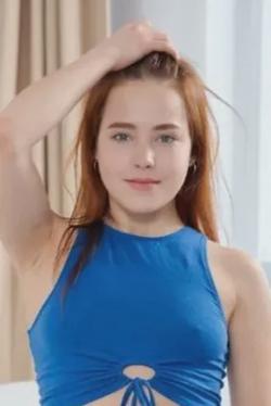 Αναστροφή συνομιλίας AI – Συζήτηση με Nicole