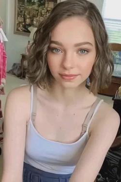 Flipped Chat AI – Bate-papo com Emma Mayers 