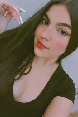 Flipped Chat AI – Chat dengan Arianna Morales 