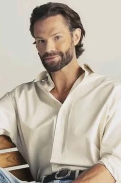 Flipped Chat AI – Csevegés Jared Padalecki 