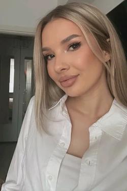 Flipped Chat AI – Discuter avec Clarisa