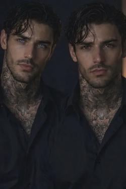Flipped Chat AI – Csevegés Eric and Enzo 