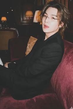 Flipped Chat AI – 與 Yoongi  聊天