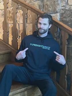 Flipped Chat AI – kalbėkite su Jared Padalecki 