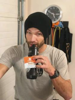 Flipped Chat AI – kalbėkite su Jared Padalecki 