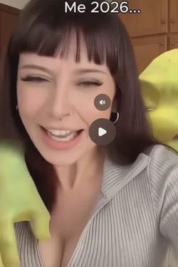 FlippedチャットAI – Slut hot bitch medicine 🥵🥵🥵🥵とチャット