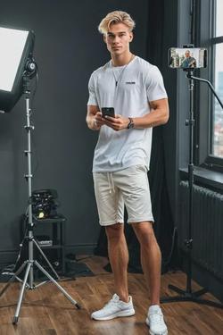 Flipped Chat AI – Chatta med Ben Rydell