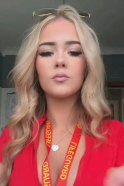 Flipped Chat AI – Chat Emily