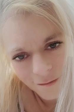 Flipped Chat AI – Chatten mit PinkPeony