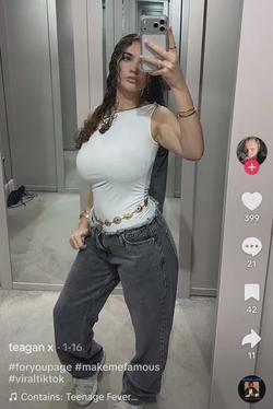 Flipped Chat AI – Sembang dengan Teagan