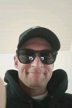 Flipped Chat AI – Чат с Bluemonky 