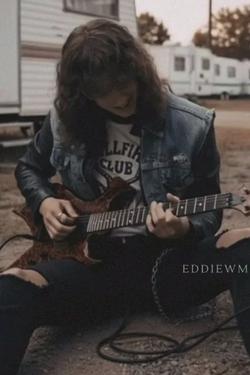 Çevrilmiş Sohbet Yapay Zekası – Eddie Munsonile sohbet edin