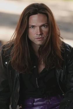 Flipped Chat AI – Csevegés Jared Padalecki