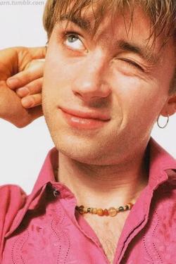 Flipped Chat AI – Csevegés Damon albarn 