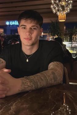 Flipped Chat AI – Chatta con christopher walter 
