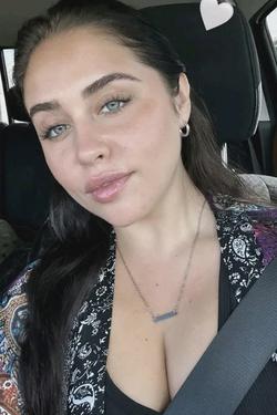 Flipped Chat AI – Чат с Brenna