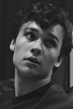 Flipped Chat AI – Chatta con Mattheo Riddle 