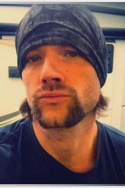 Αναστροφή συνομιλίας AI – Συζήτηση με Jared Padalecki Todd