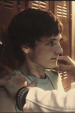 Flipped chat ai - makipag -chat sa Clapton Davis