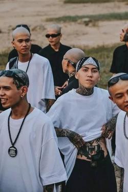 AI trò chuyện đảo ngược – Trò chuyện với Love 
