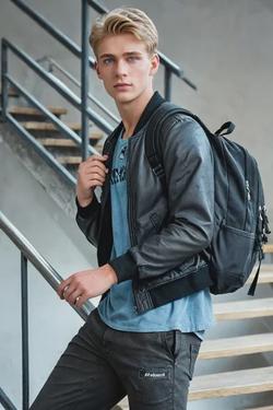 Flipped Chat AI – Chatten mit Reece Baxter
