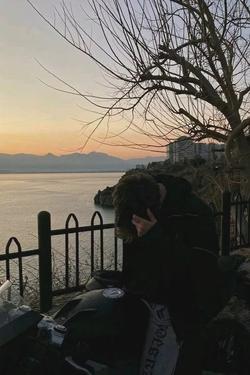 Flipped Chat AI – Csevegés Charlie