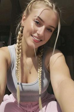 Flipped Chat AI – Чат с Clara Winsell