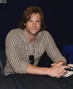 Flipped Chat AI – Bate-papo com Jared Padalecki 