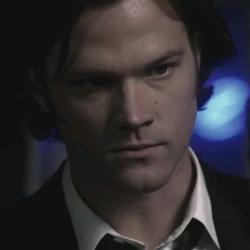 Flipped Chat AI – Чат с Jared Padalecki 