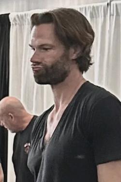 Flipped Chat AI – Chatten mit Jared Padalecki 
