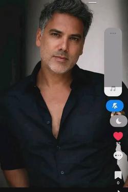 Flipped Chat AI – Discuter avec Tomás Arévalo