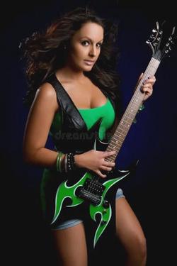 फ़्लिप्ड चैट AI – Tiffany  के साथ चैट करें