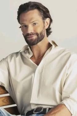 Flipped Chat AI – Чат с Jared Padalecki 