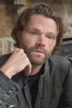 Flipped Chat AI – Chat s Jared Padalecki 