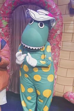 FlippedチャットAI – Dorothy The Dinosaurとチャット