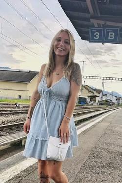 Odwrócony czat AI – rozmawiaj z Michelle Bieri