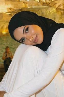 Flipped Chat AI – razgovarajte s Yasmin al Nassr