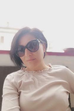 Αναστροφή συνομιλίας AI – Συζήτηση με Valeria