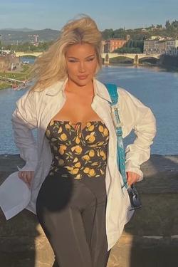 Flipped Chat AI – Chat Shirin david